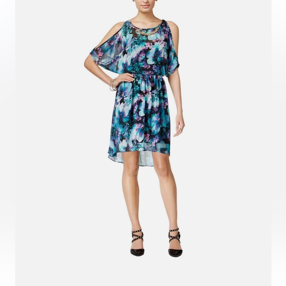 NWOT Beautiful floral dress!